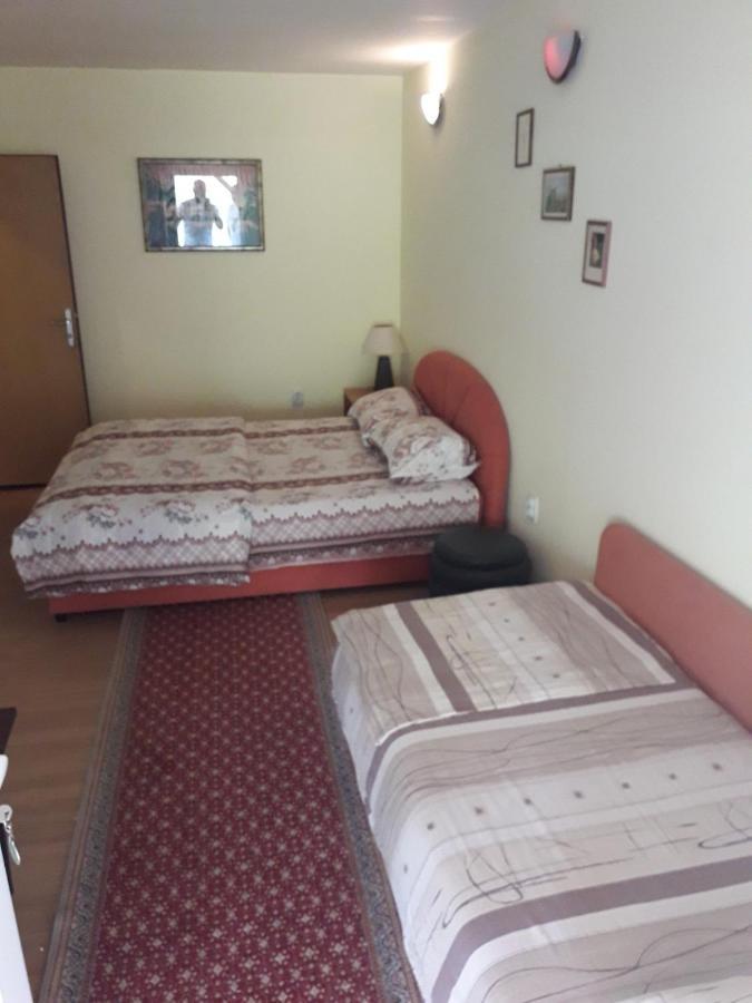 Bed and Breakfast Prenociste Vitas Miljevina Exterior foto